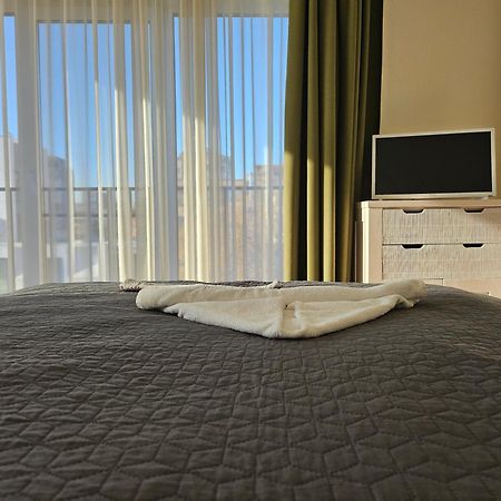Appartement Downтown - Free Parking à Varna Extérieur photo