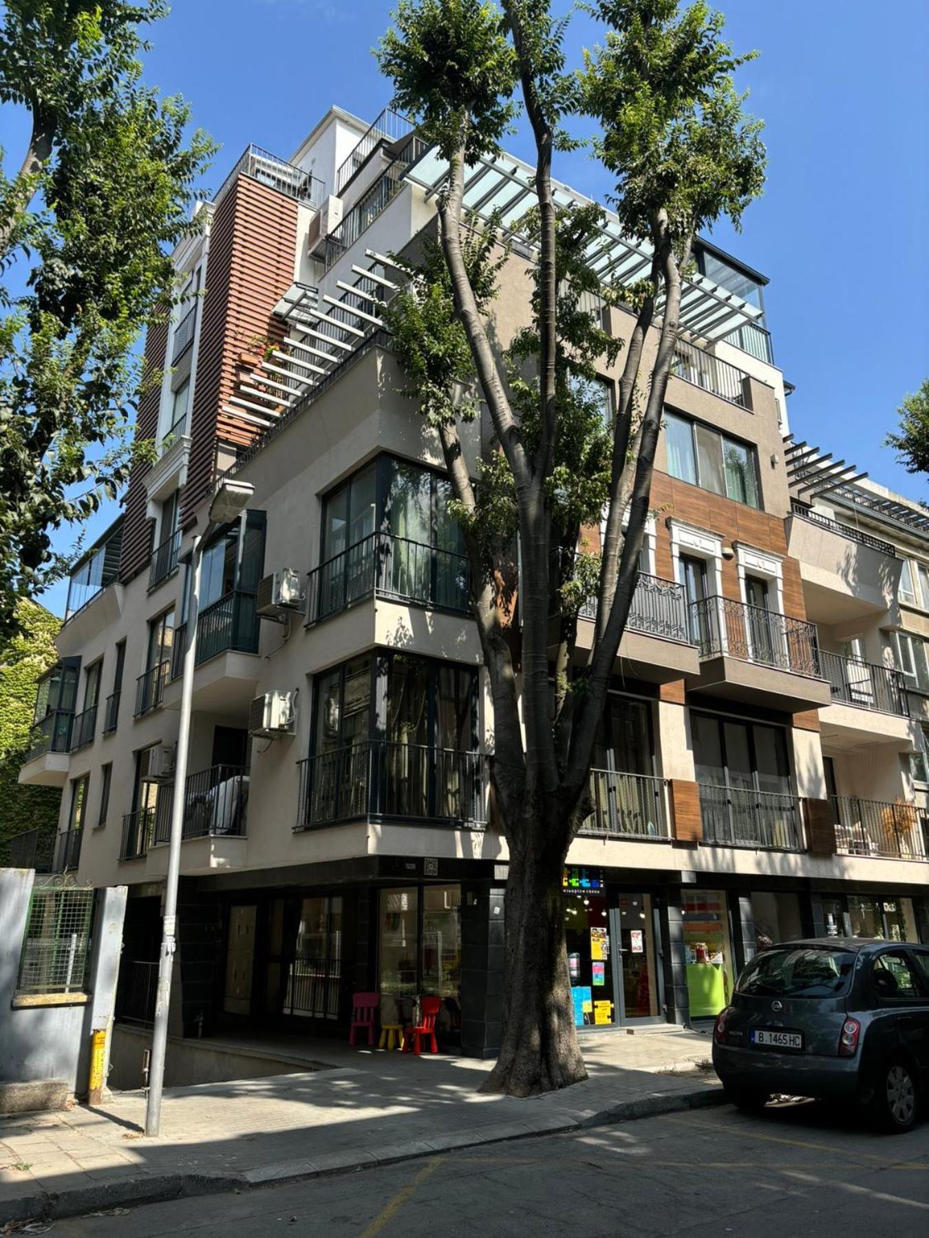 Appartement Downтown - Free Parking à Varna Extérieur photo